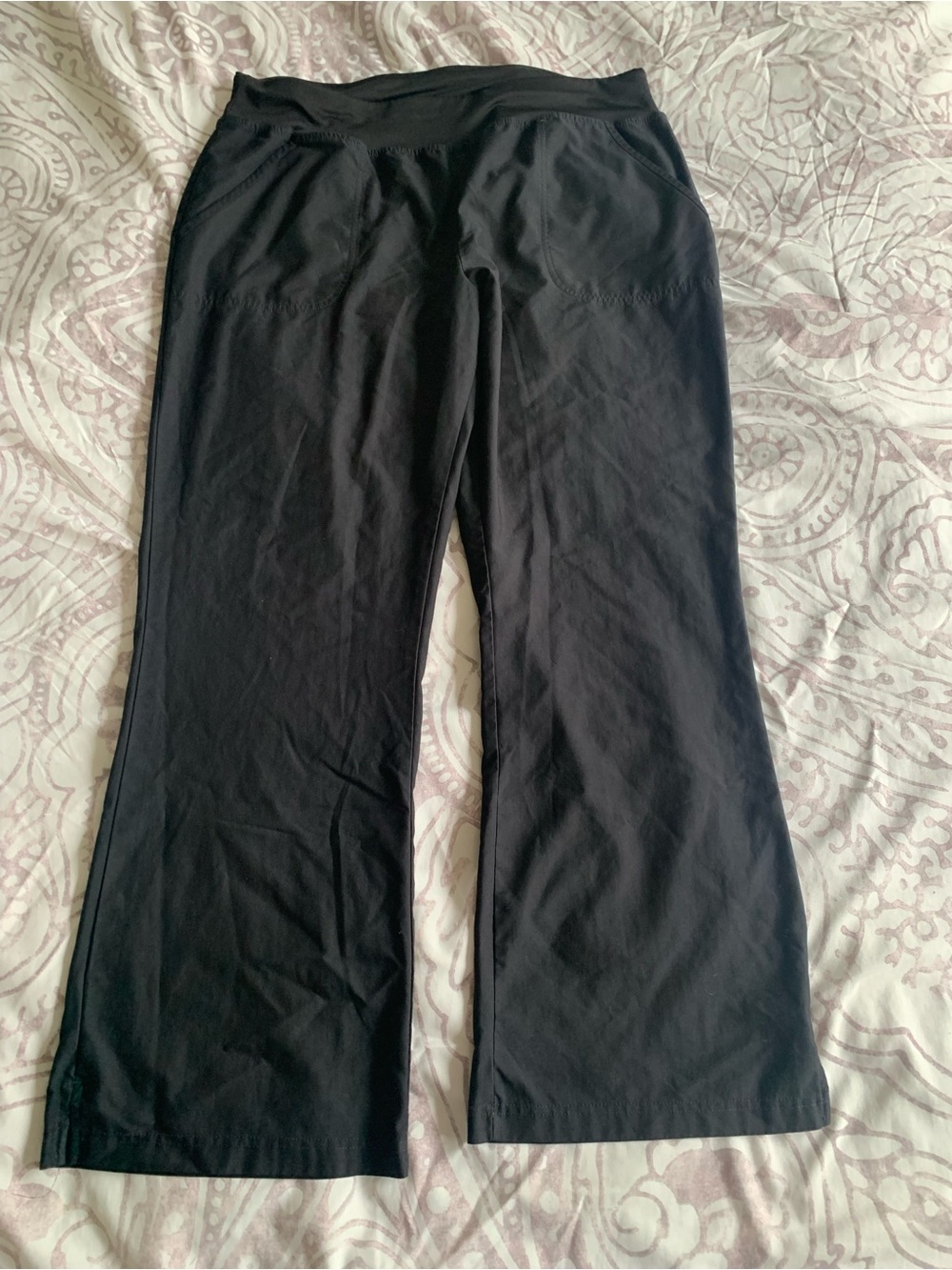 Black Wide-Leg Yoga Pants